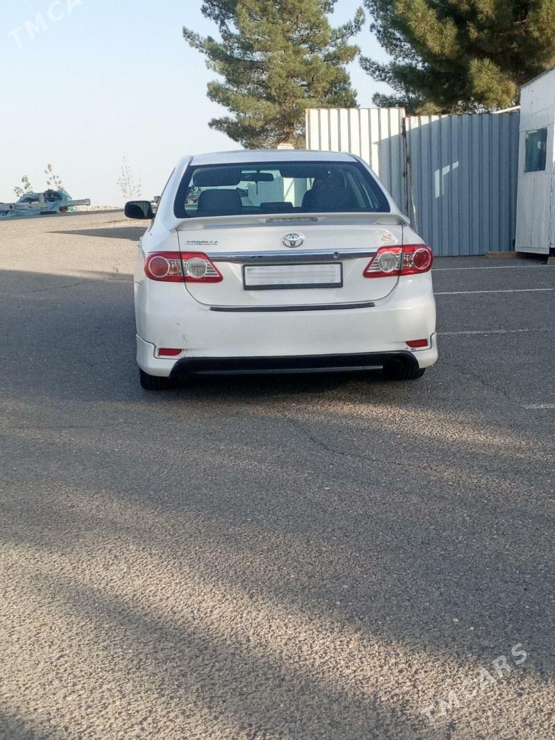 Toyota Corolla 2011 - 172 000 TMT - Ашхабад - img 4