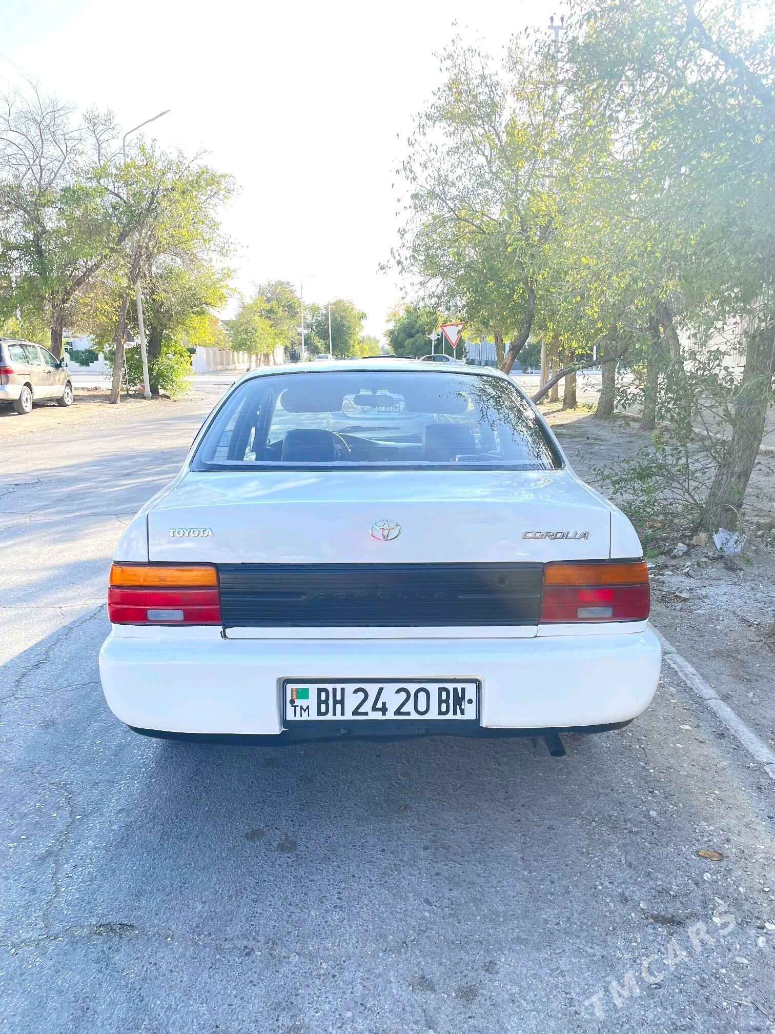 Toyota Corolla 1996 - 65 000 TMT - Балканабат - img 4