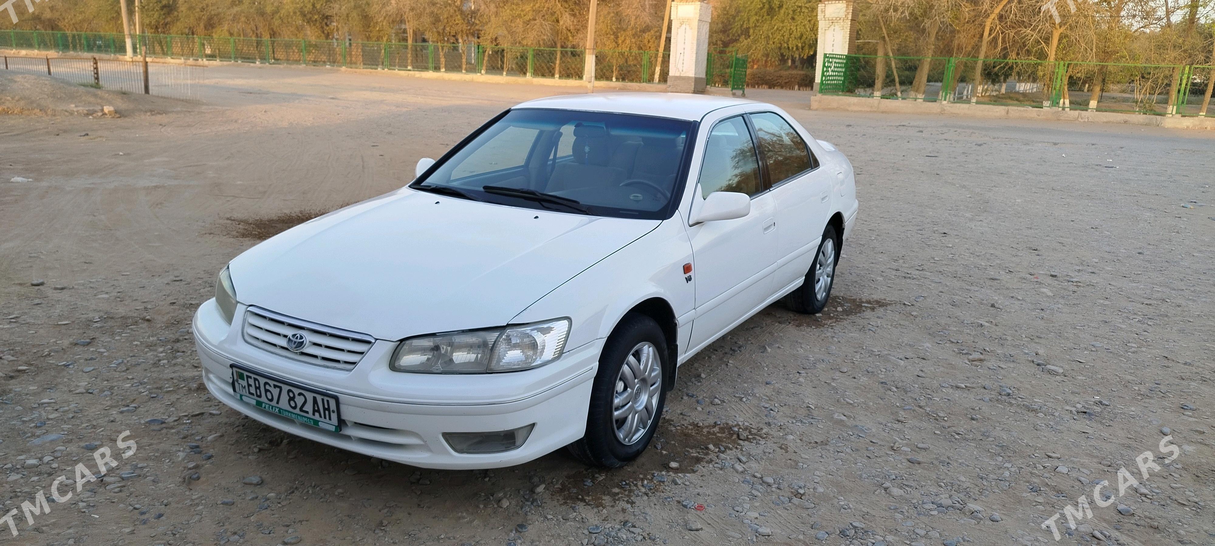 Toyota Camry 2000 - 144 000 TMT - Babadaýhan - img 2