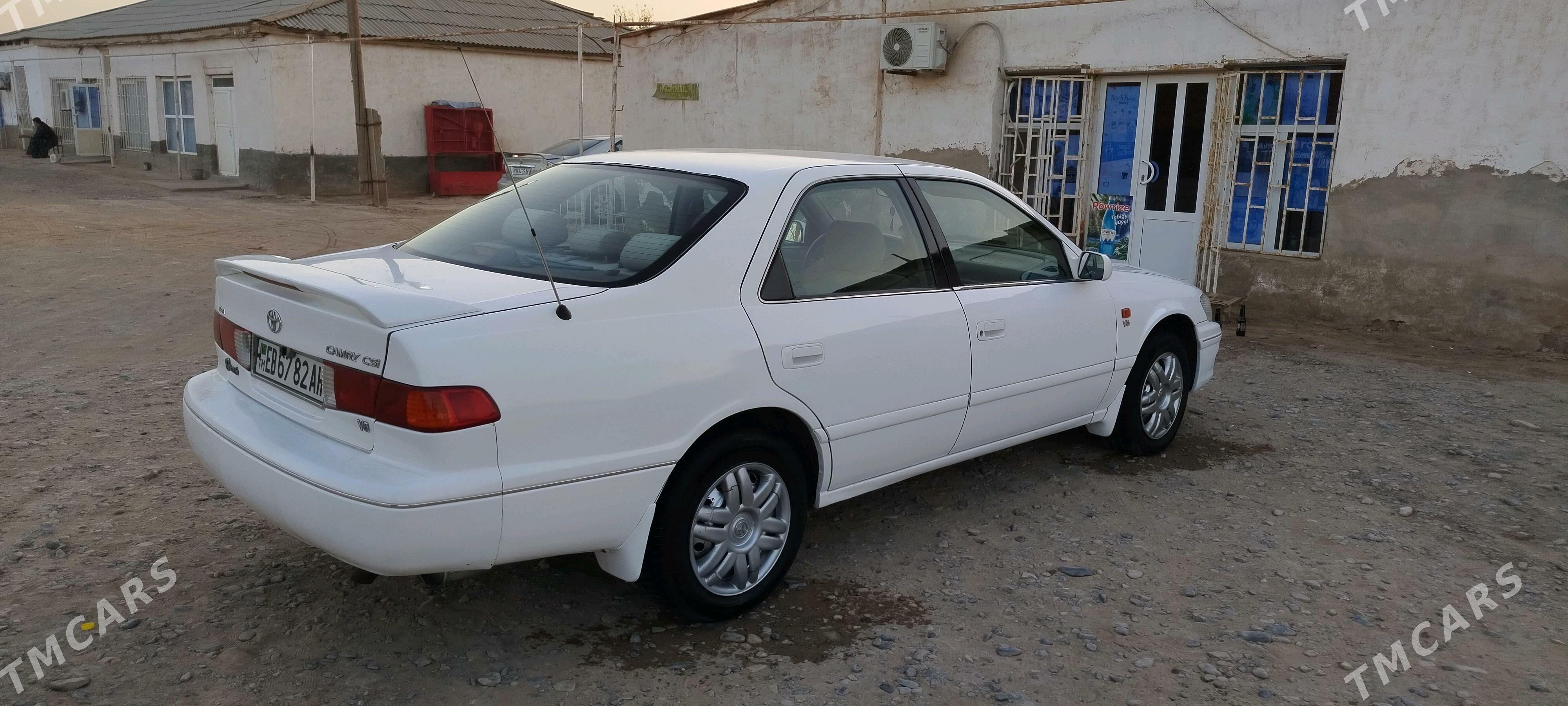 Toyota Camry 2000 - 144 000 TMT - Babadaýhan - img 3