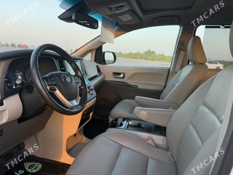 Toyota Sienna 2019 - 495 000 TMT - Ашхабад - img 4