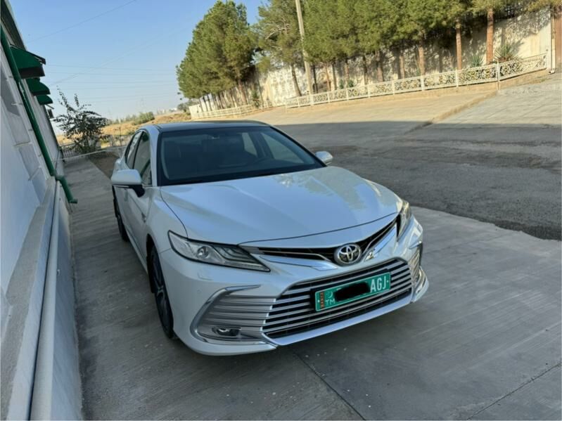 Toyota Camry 2023 - 638 000 TMT - Ашхабад - img 3