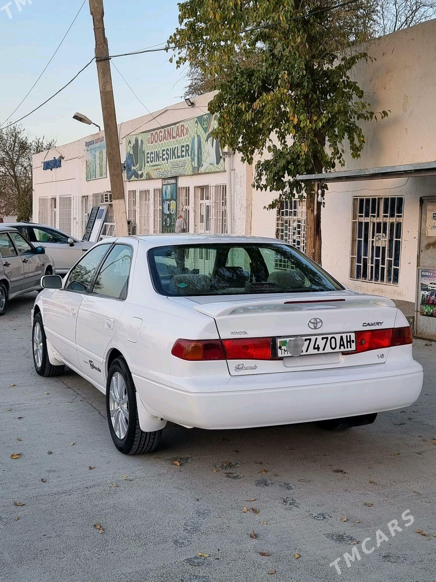 Toyota Camry 1998 - 138 000 TMT - Бахарден - img 7
