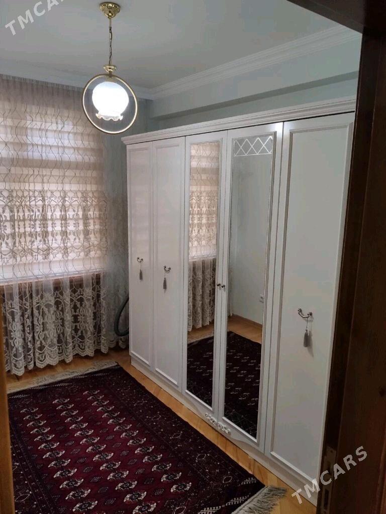 Шевченко, 4-комн.квартира - 1 мкр - img 2