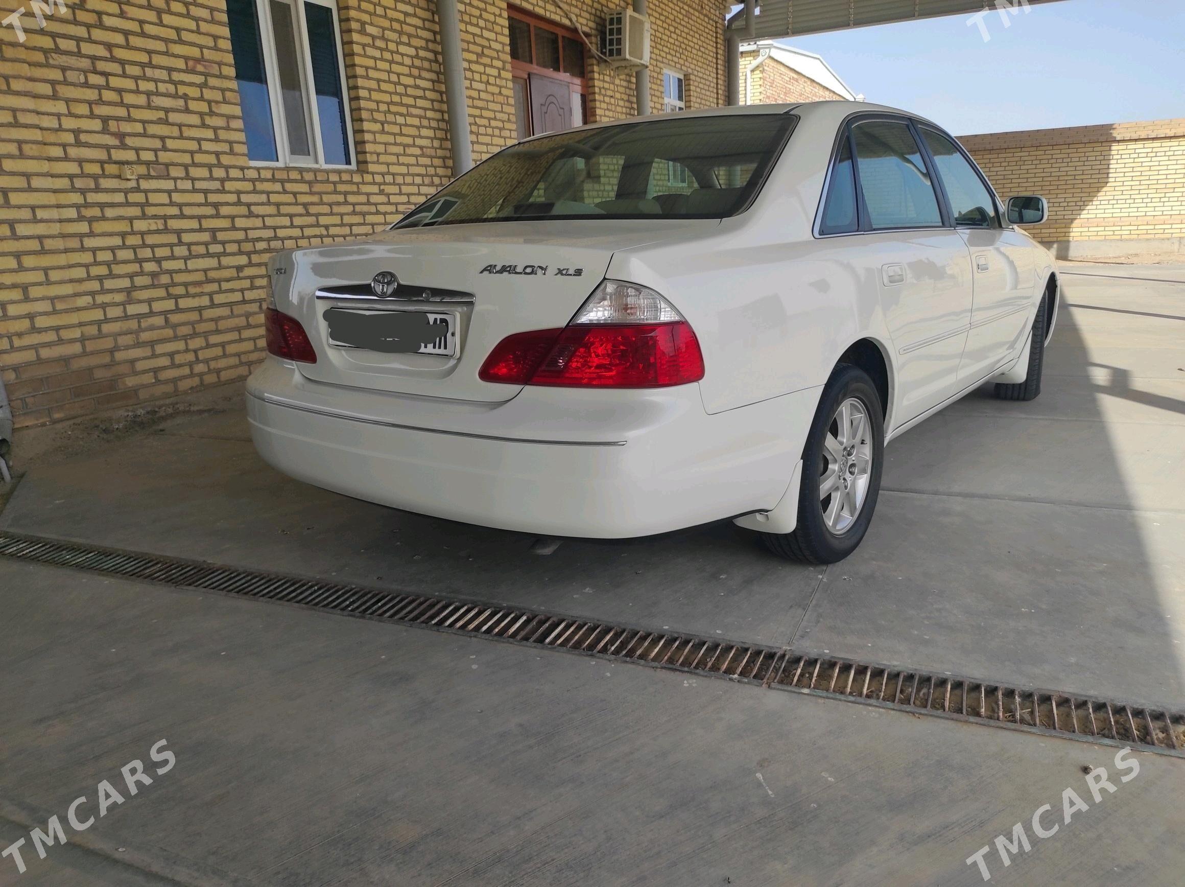 Toyota Avalon 2002 - 190 000 TMT - Сакарчага - img 3
