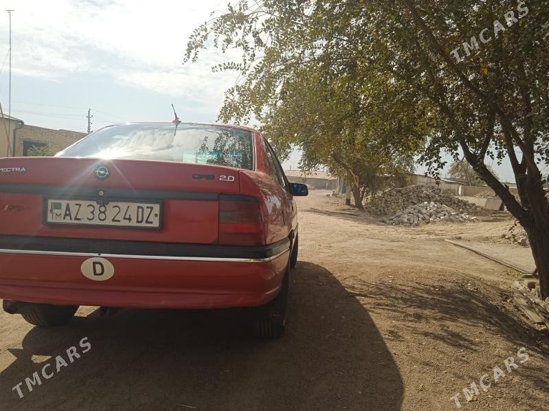 Opel Vectra 1994 - 49 000 TMT - Губадаг - img 2