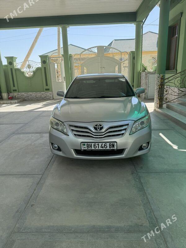 Toyota Camry 2010 - 200 000 TMT - Балканабат - img 5