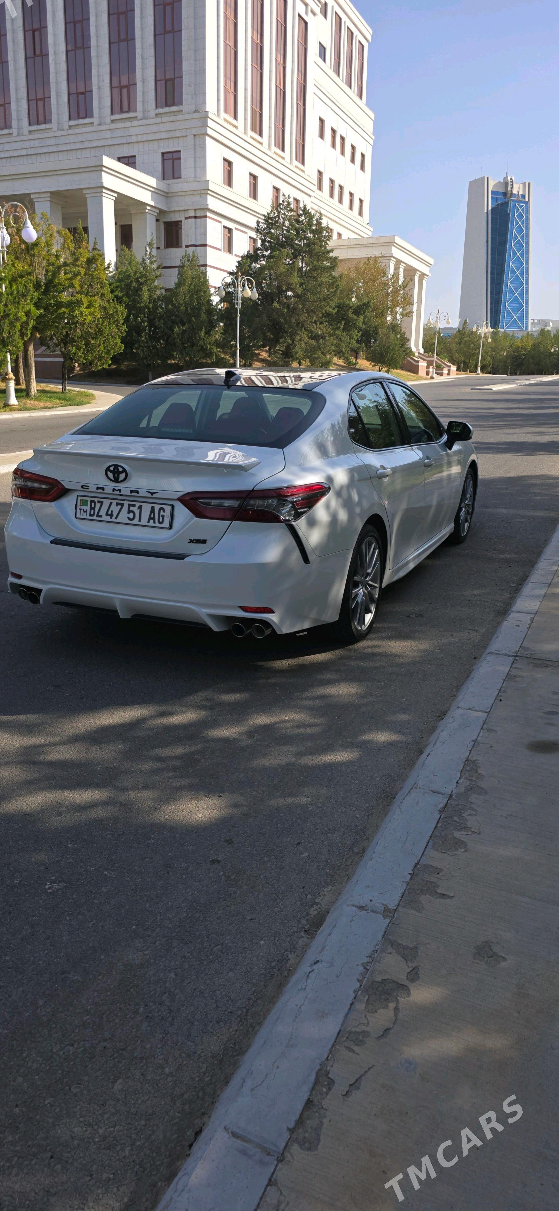Toyota Camry 2023 - 550 000 TMT - Ашхабад - img 5