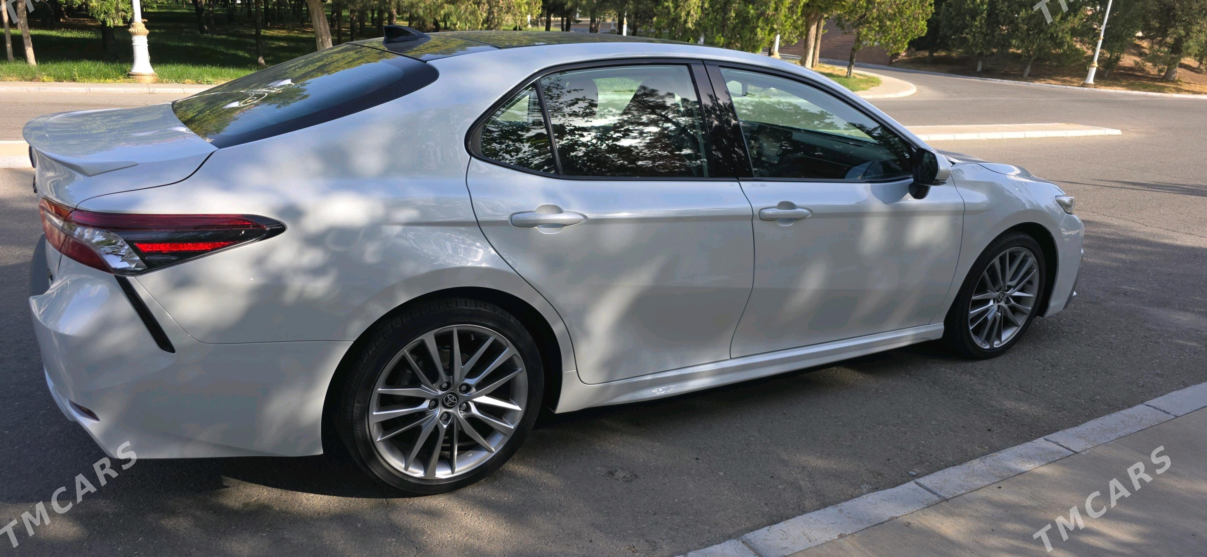 Toyota Camry 2023 - 550 000 TMT - Ашхабад - img 4