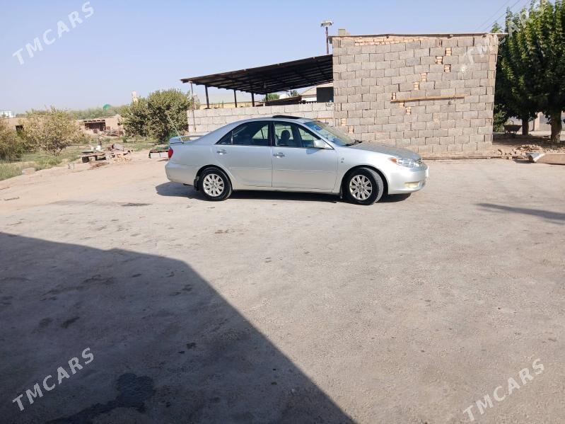 Toyota Camry 2003 - 170 000 TMT - Мары - img 3