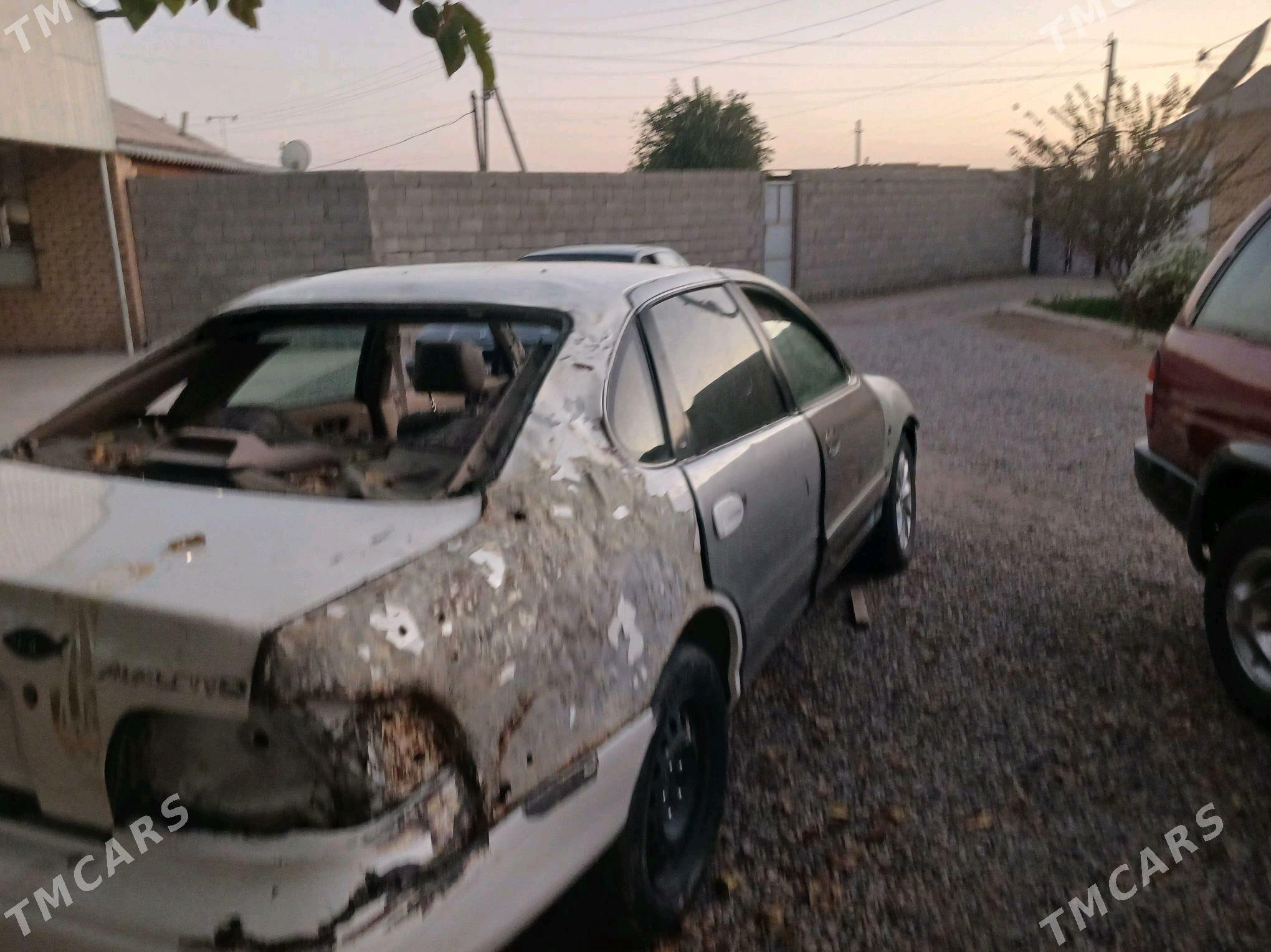 Toyota Avalon 1996 - 44 000 TMT - Мургап - img 3