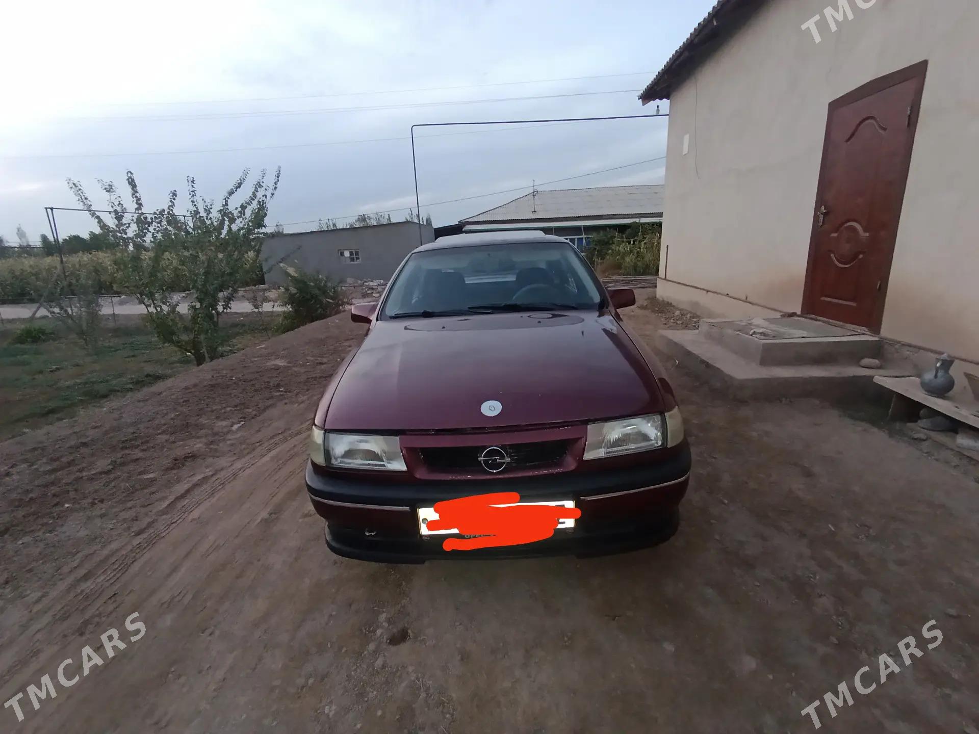 Opel Vectra 1993 - 40 000 TMT - Boldumsaz - img 4