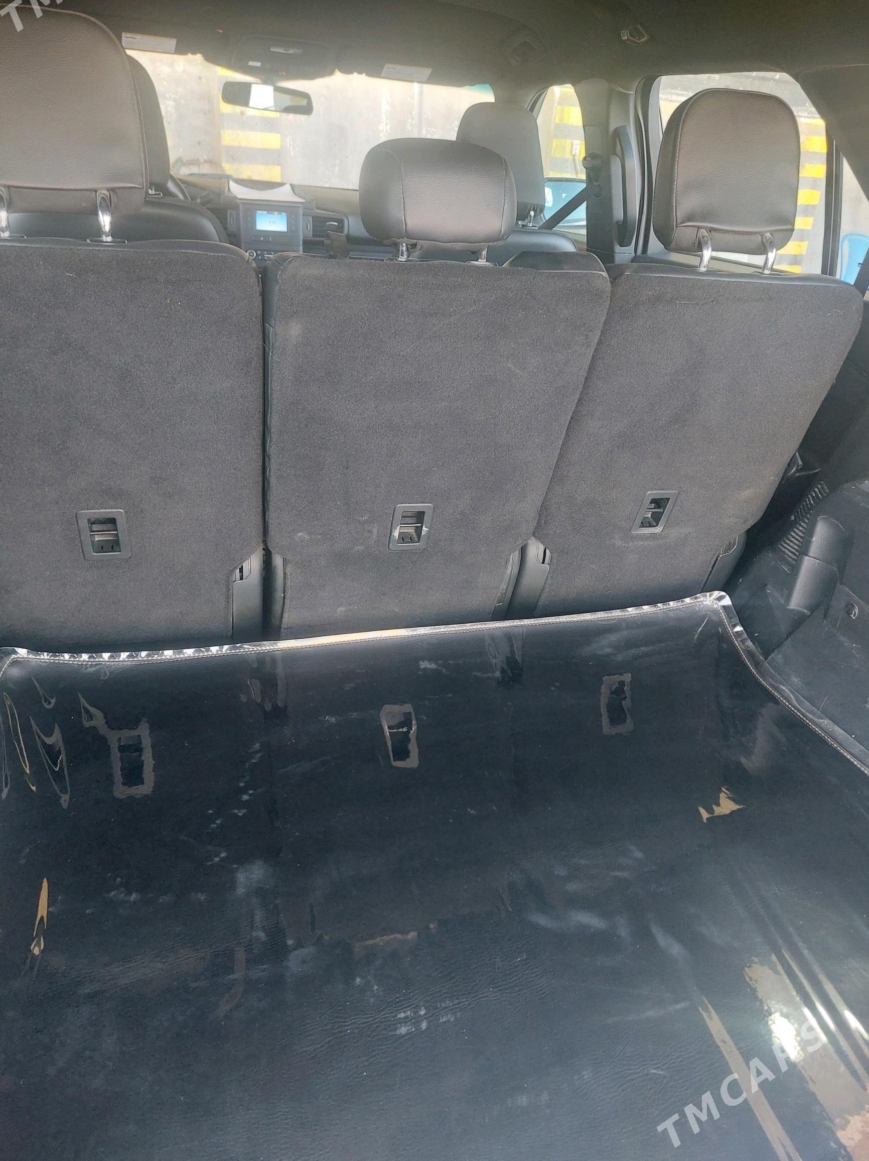 Ford Explorer 2022 - 330 000 TMT - Ак-Бугдайский этрап - img 2