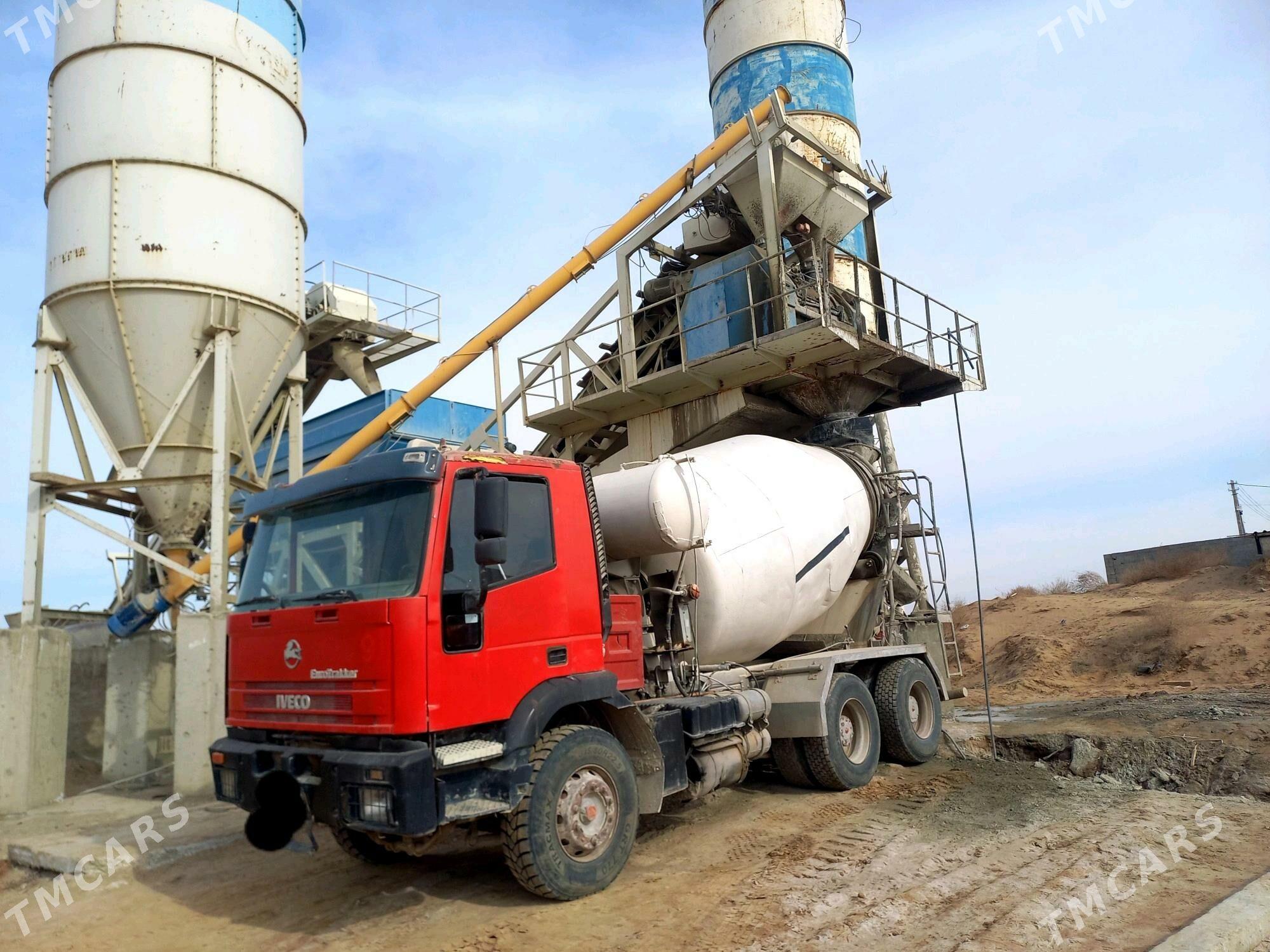 Iveco Trakker 1999 - 200 000 TMT - Ашхабад - img 2