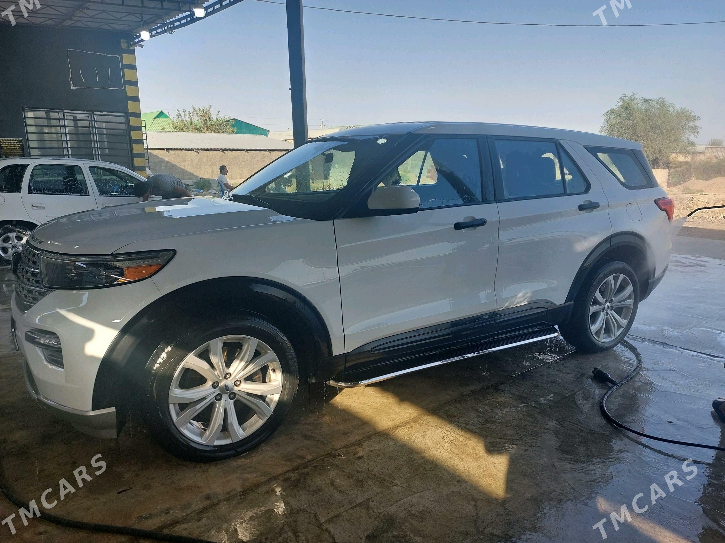 Ford Explorer 2022 - 330 000 TMT - Ак-Бугдайский этрап - img 5
