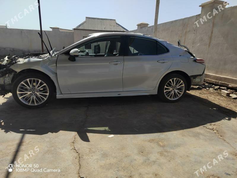 Toyota Camry 2020 - 180 000 TMT - Мары - img 3