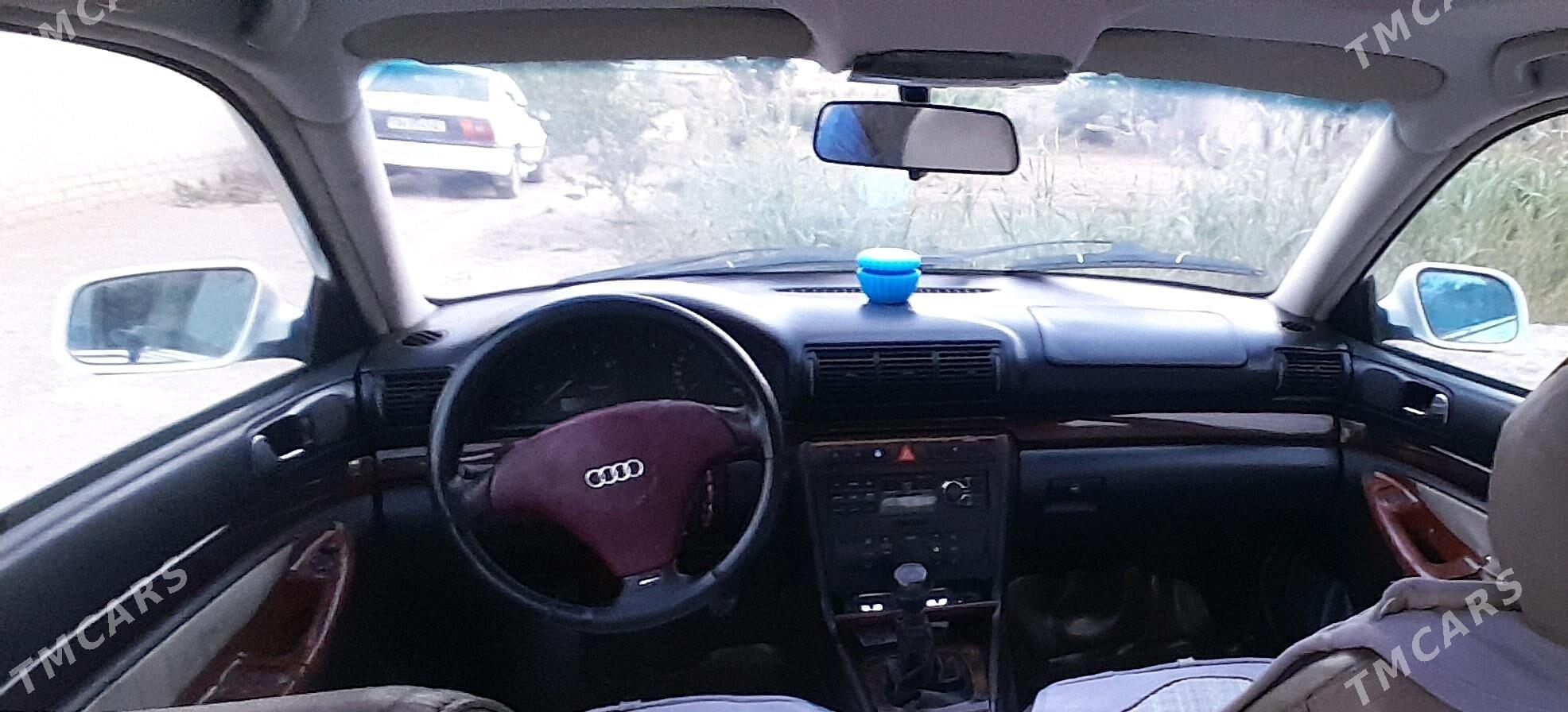 Audi A4 2000 - 35 000 TMT - Гороглы (Тагта) - img 2