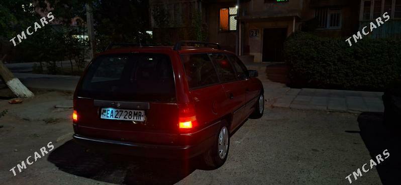 Opel Astra 1993 - 38 000 TMT - Мары - img 3