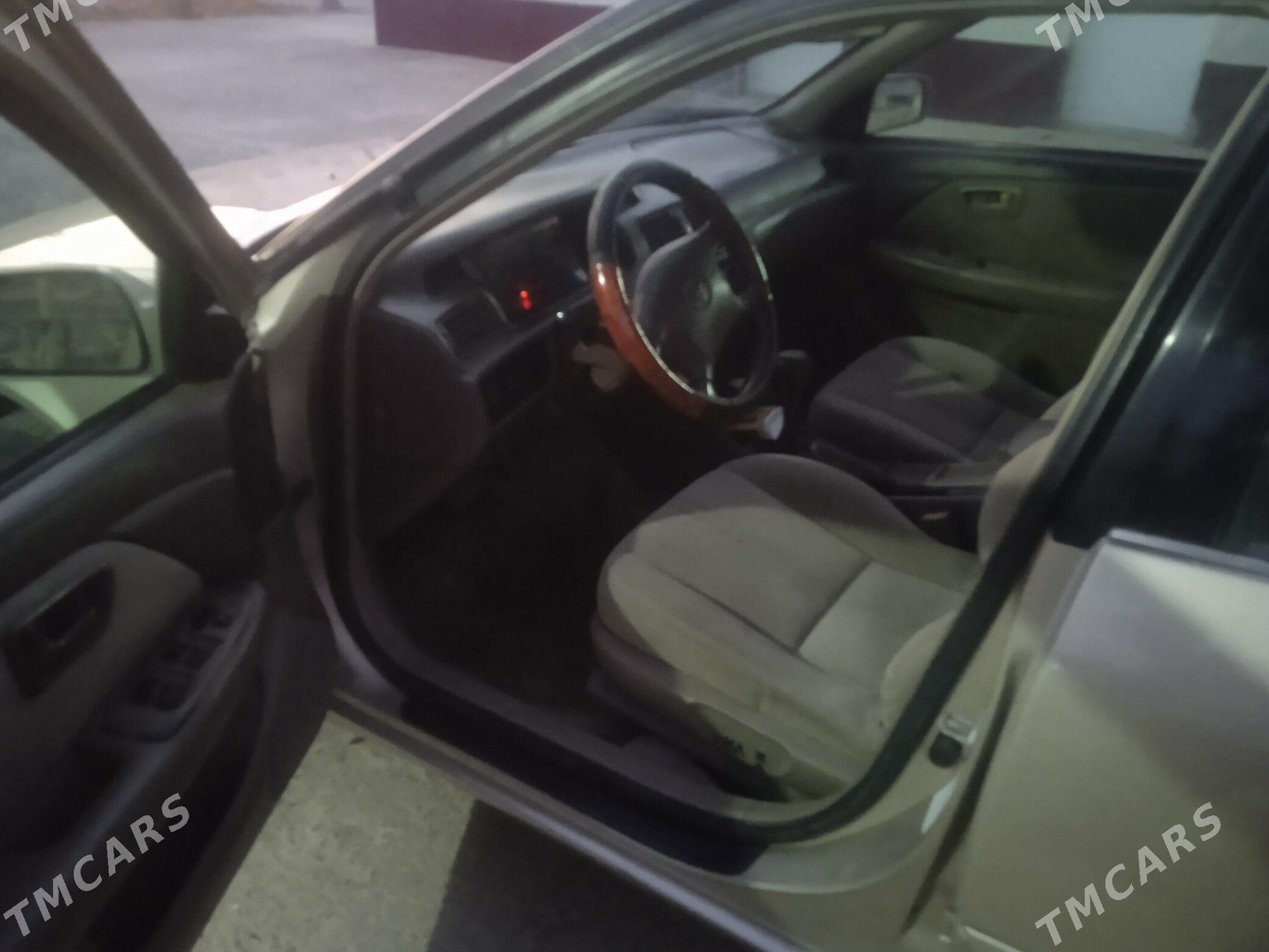 Toyota Camry 2000 - 150 000 TMT - Dänew - img 4