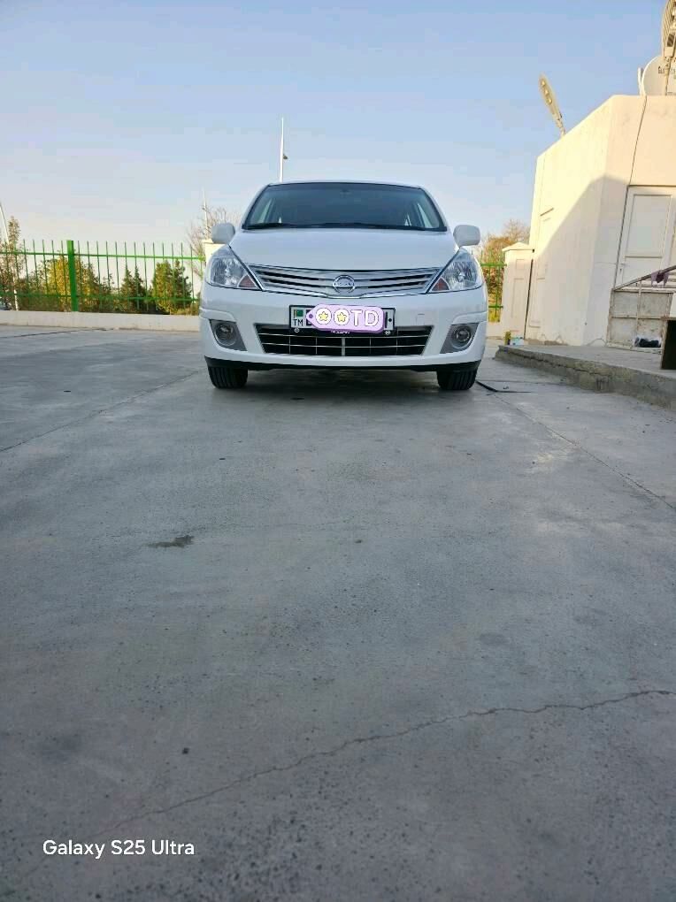 Nissan Versa 2011 - 126 000 TMT - 30 мкр - img 3