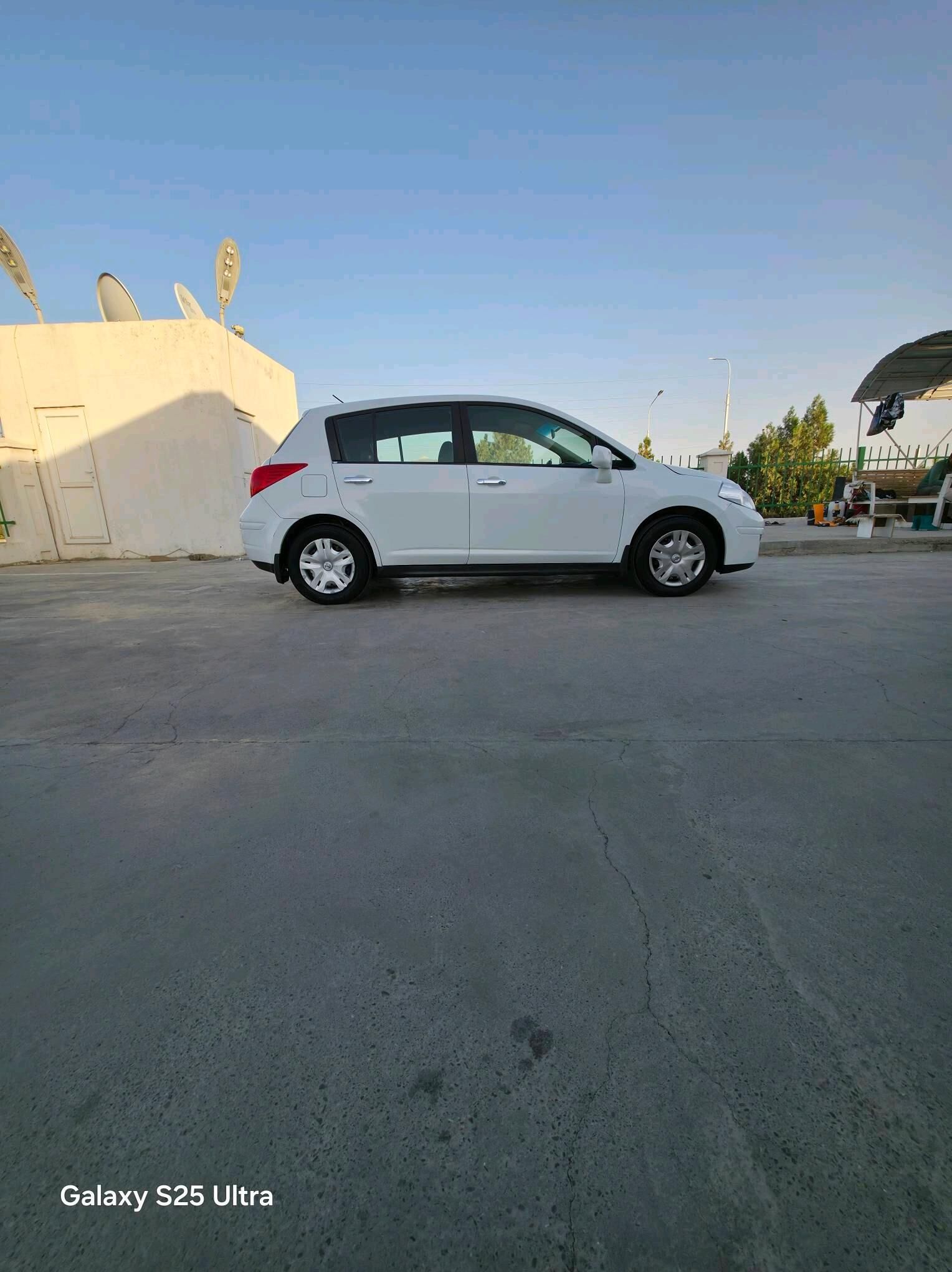 Nissan Versa 2011 - 126 000 TMT - 30 мкр - img 6