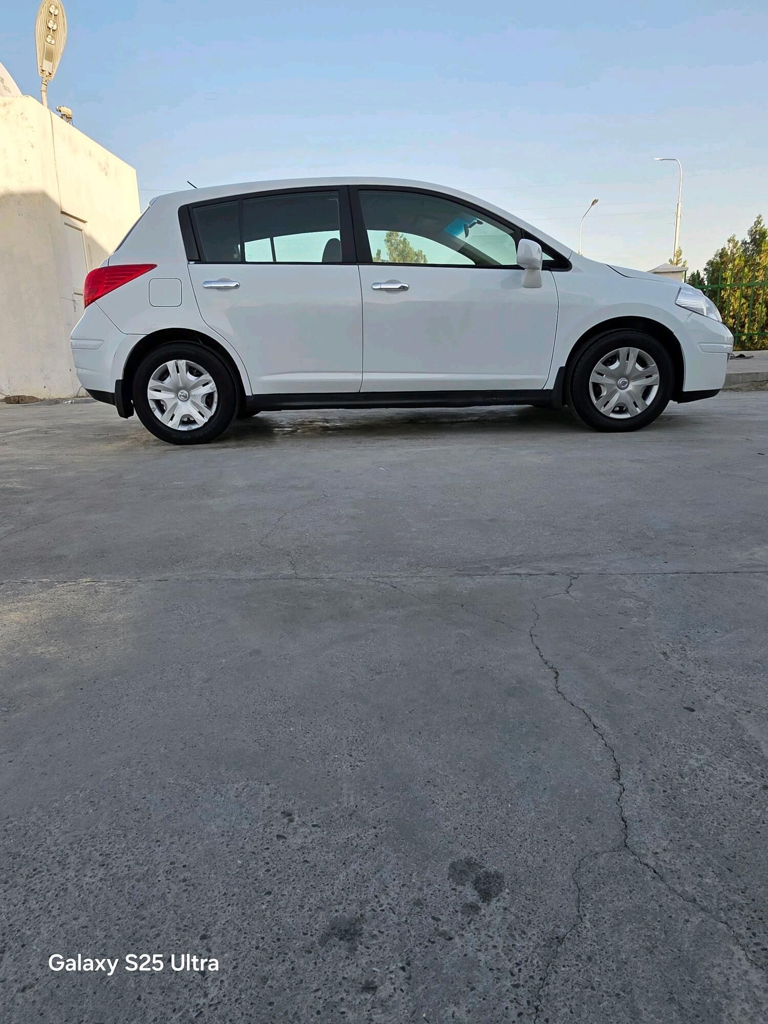 Nissan Versa 2011 - 126 000 TMT - 30 мкр - img 5