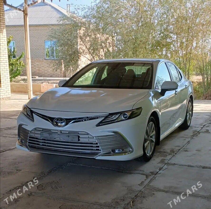 Toyota Camry 2021 - 300 000 TMT - Мургап - img 6
