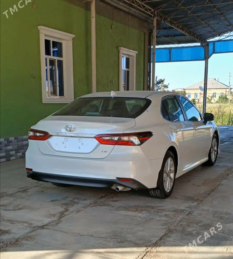 Toyota Camry 2021 - 300 000 TMT - Мургап - img 3