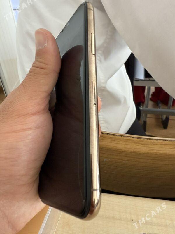 iPhone 11 Pro Gold - 8 мкр - img 4