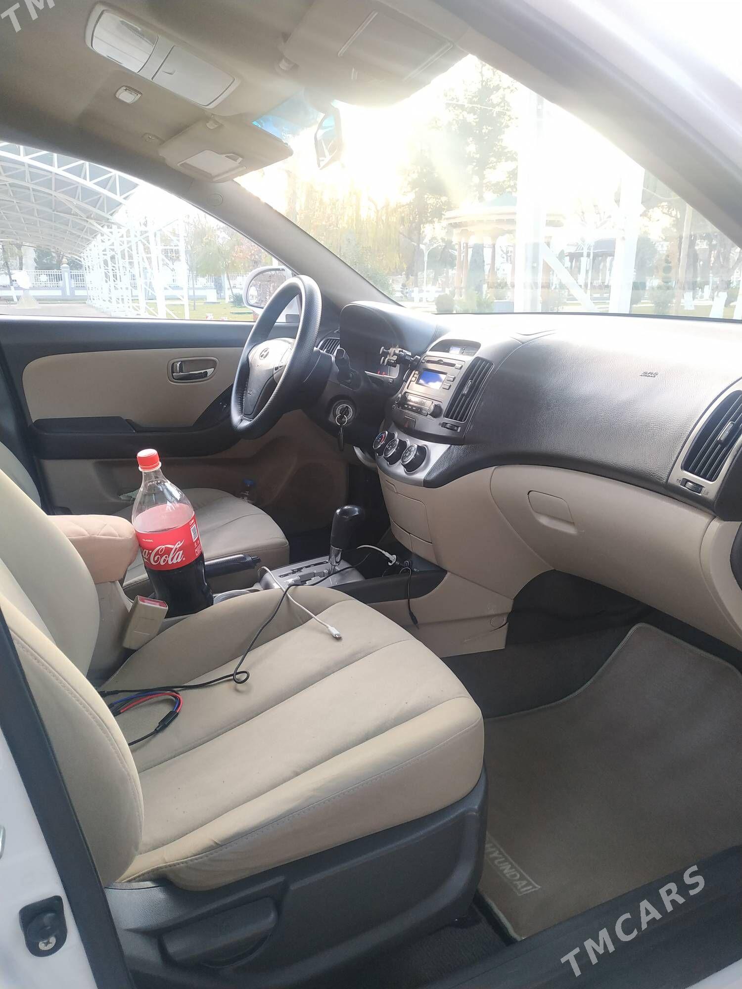 Hyundai Elantra 2010 - 148 000 TMT - Ашхабад - img 6