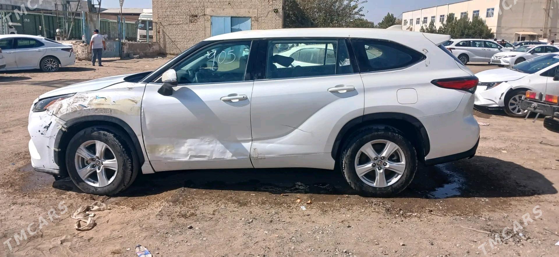 Toyota Highlander 2021 - 460 000 TMT - Мары - img 3