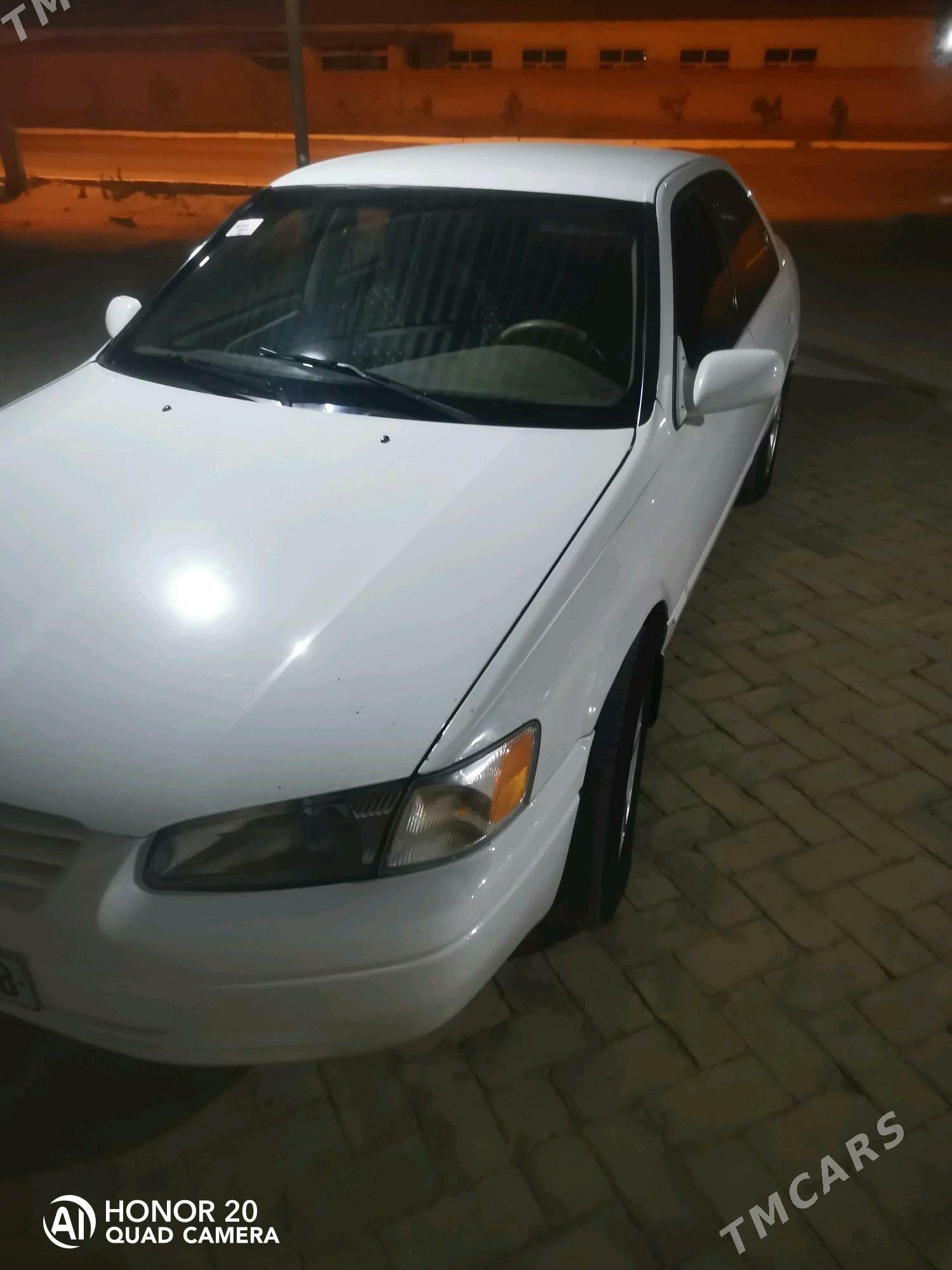 Toyota Camry 1998 - 115 000 TMT - Halaç - img 2