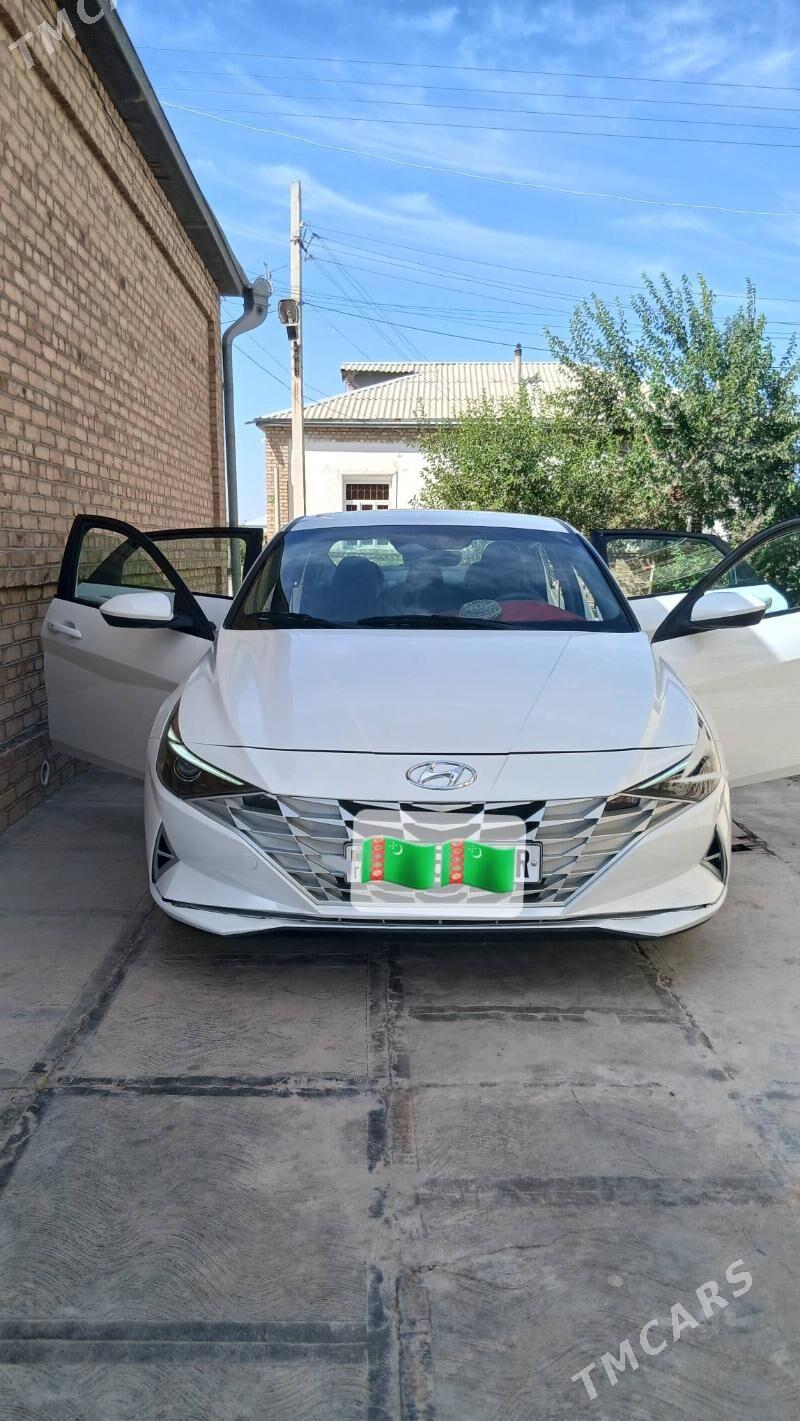 Hyundai Elantra 2022 - 220 000 TMT - Векильбазар - img 2