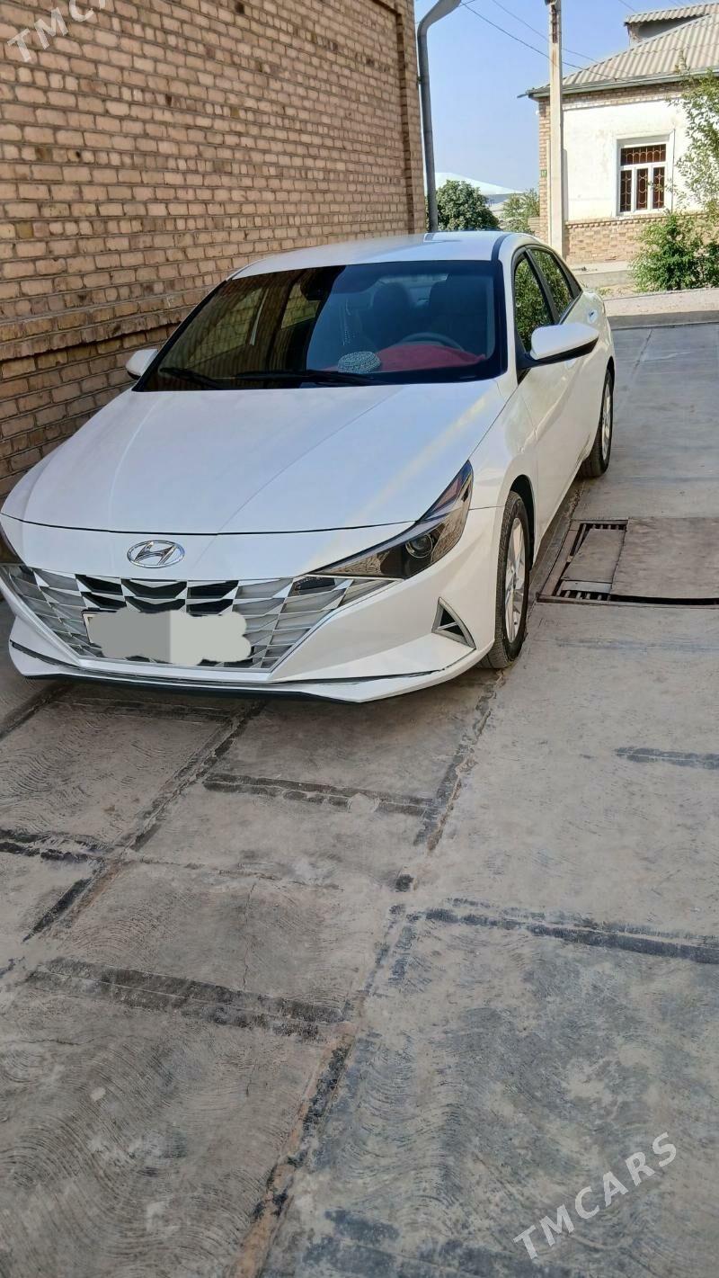 Hyundai Elantra 2022 - 220 000 TMT - Векильбазар - img 4