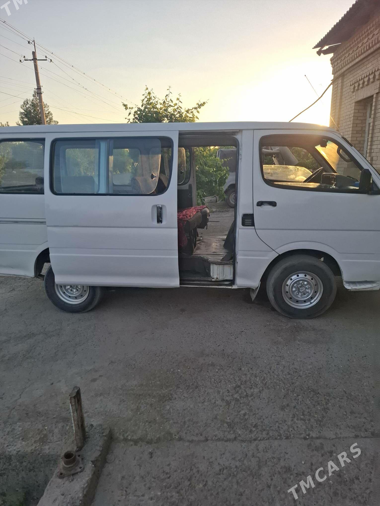 Toyota Hiace 1992 - 75 000 TMT - Дянев - img 2
