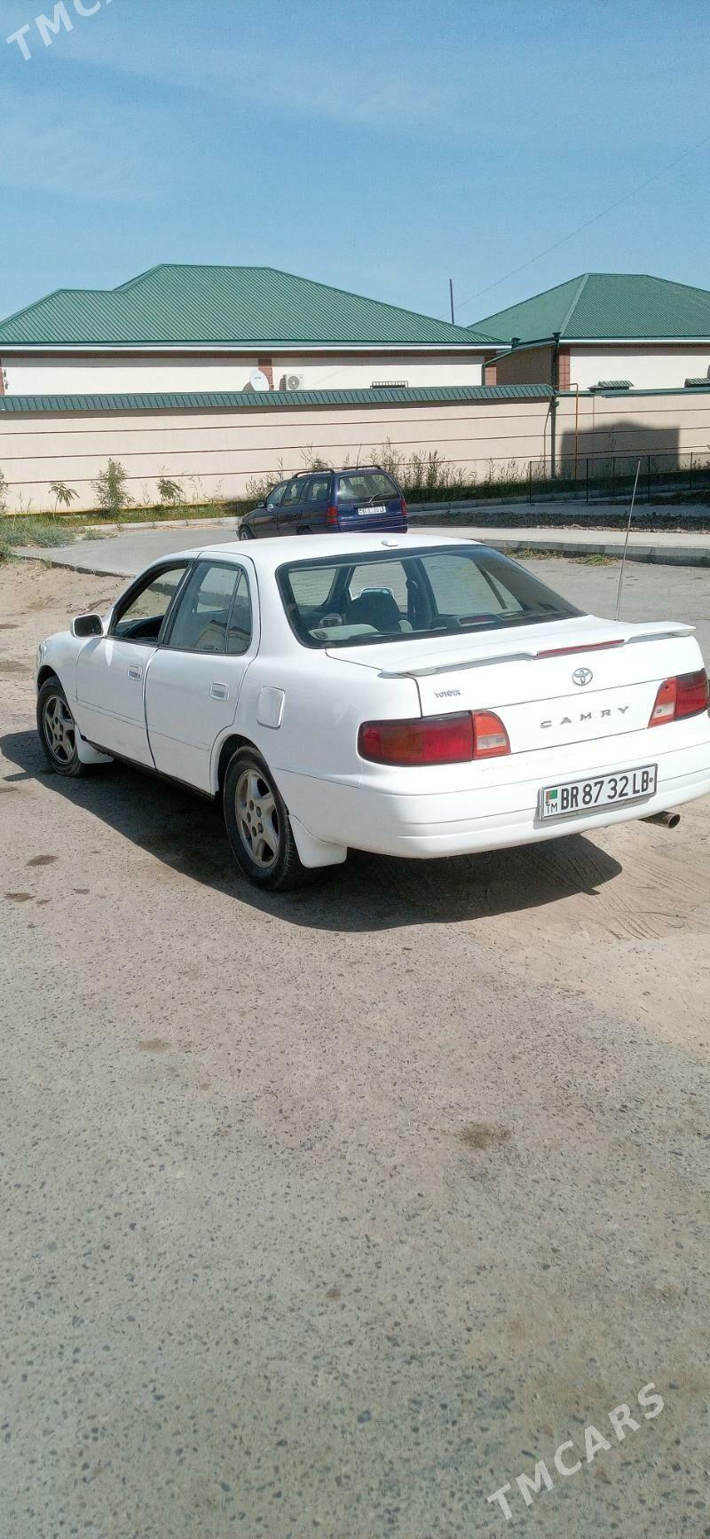 Toyota Camry 1994 - 75 500 TMT - Туркменабат - img 2