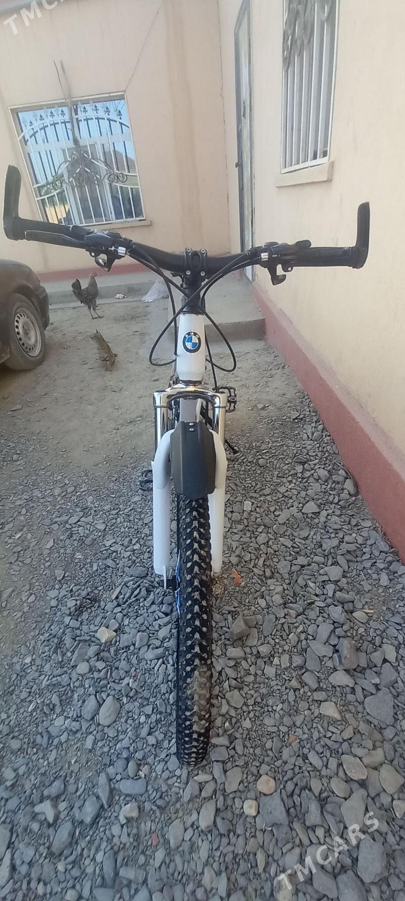 BMW tigir - Бахарден - img 2