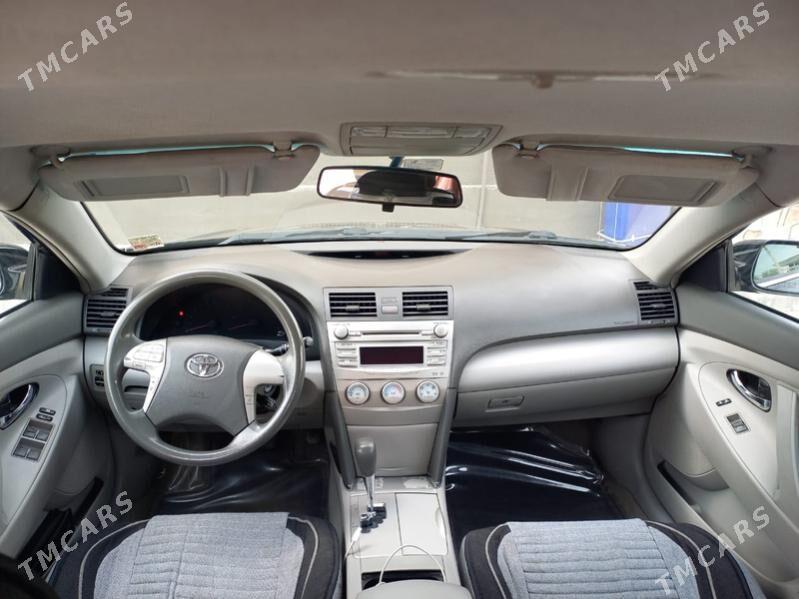 Toyota Camry 2010 - 200 000 TMT - Мары - img 6