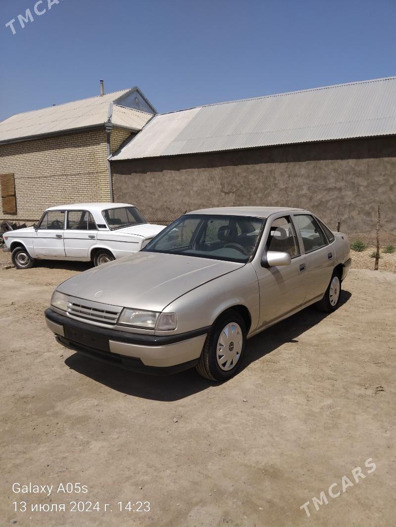 Opel Vectra 1990 - 45 000 TMT - Мары - img 8