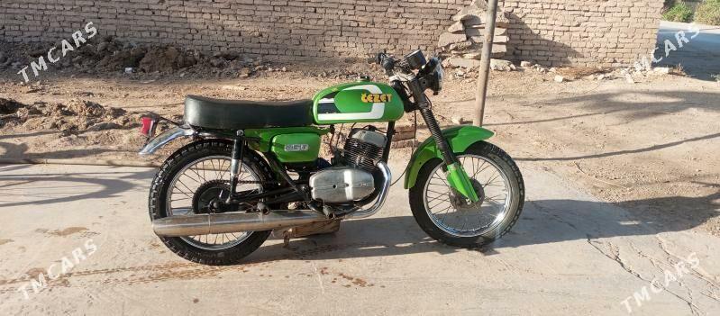 Jawa 300 2024 - 9 000 TMT - Halaç - img 3