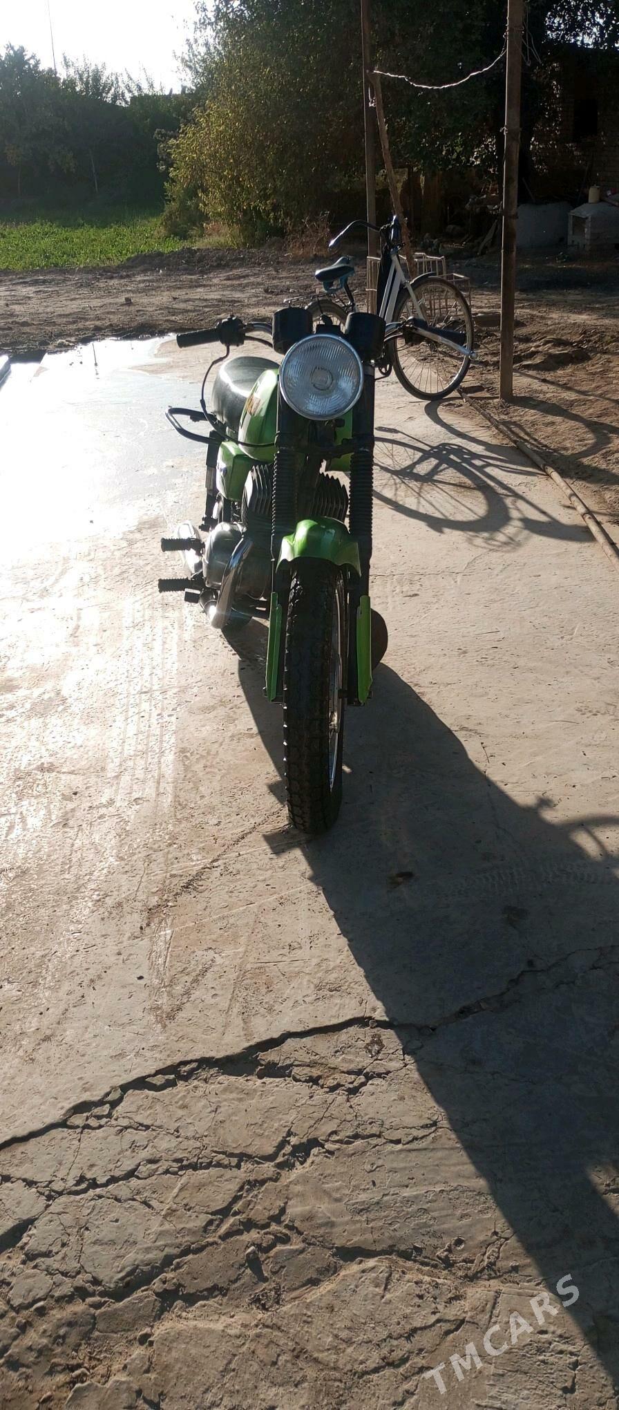Jawa 300 2024 - 9 000 TMT - Halaç - img 4