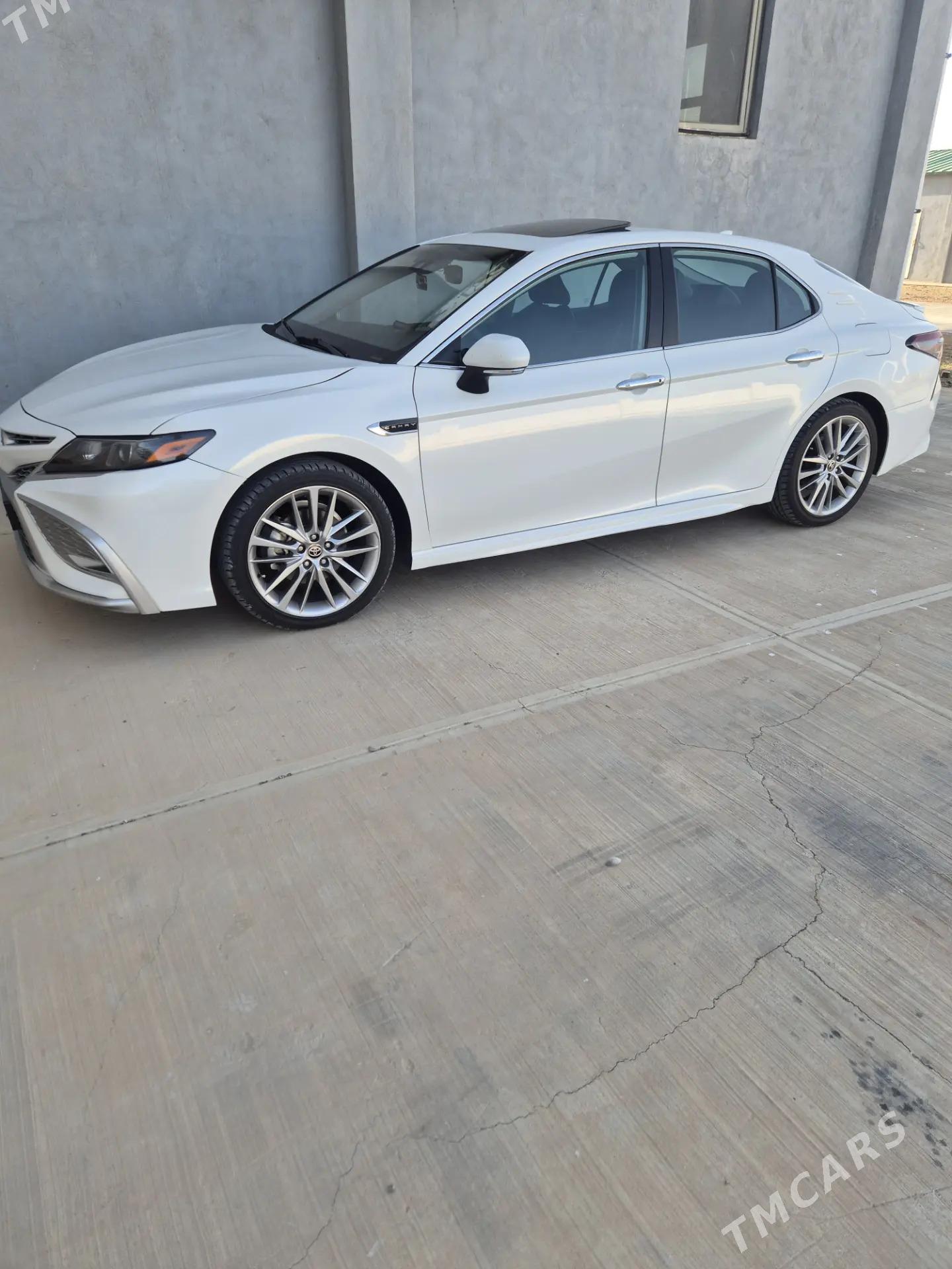 Toyota Camry 2021 - 330 000 TMT - Мары - img 2