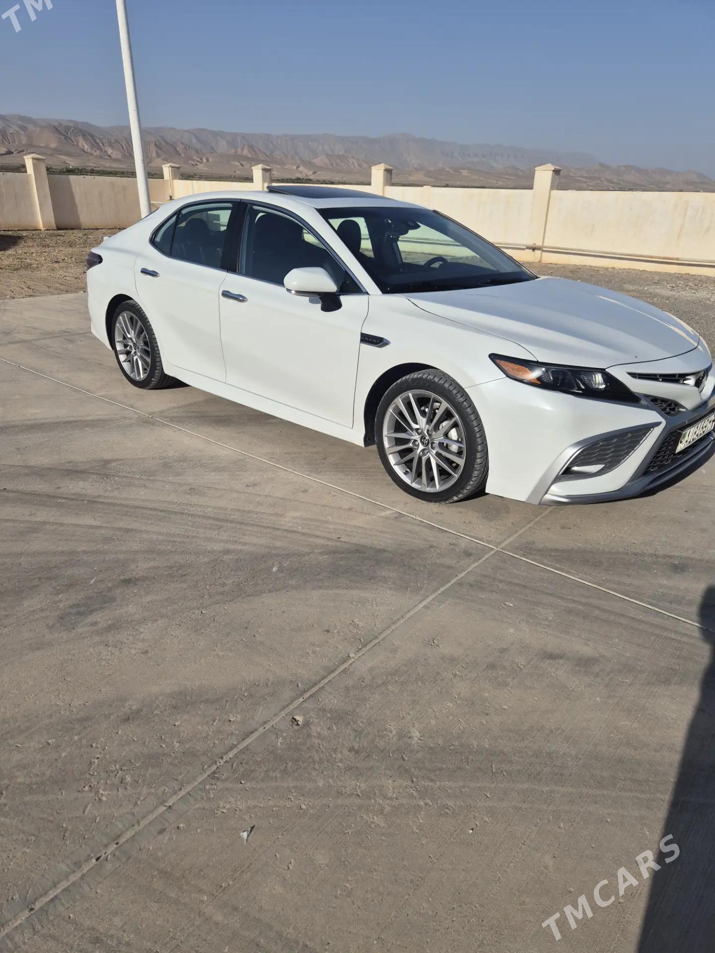 Toyota Camry 2021 - 330 000 TMT - Мары - img 4