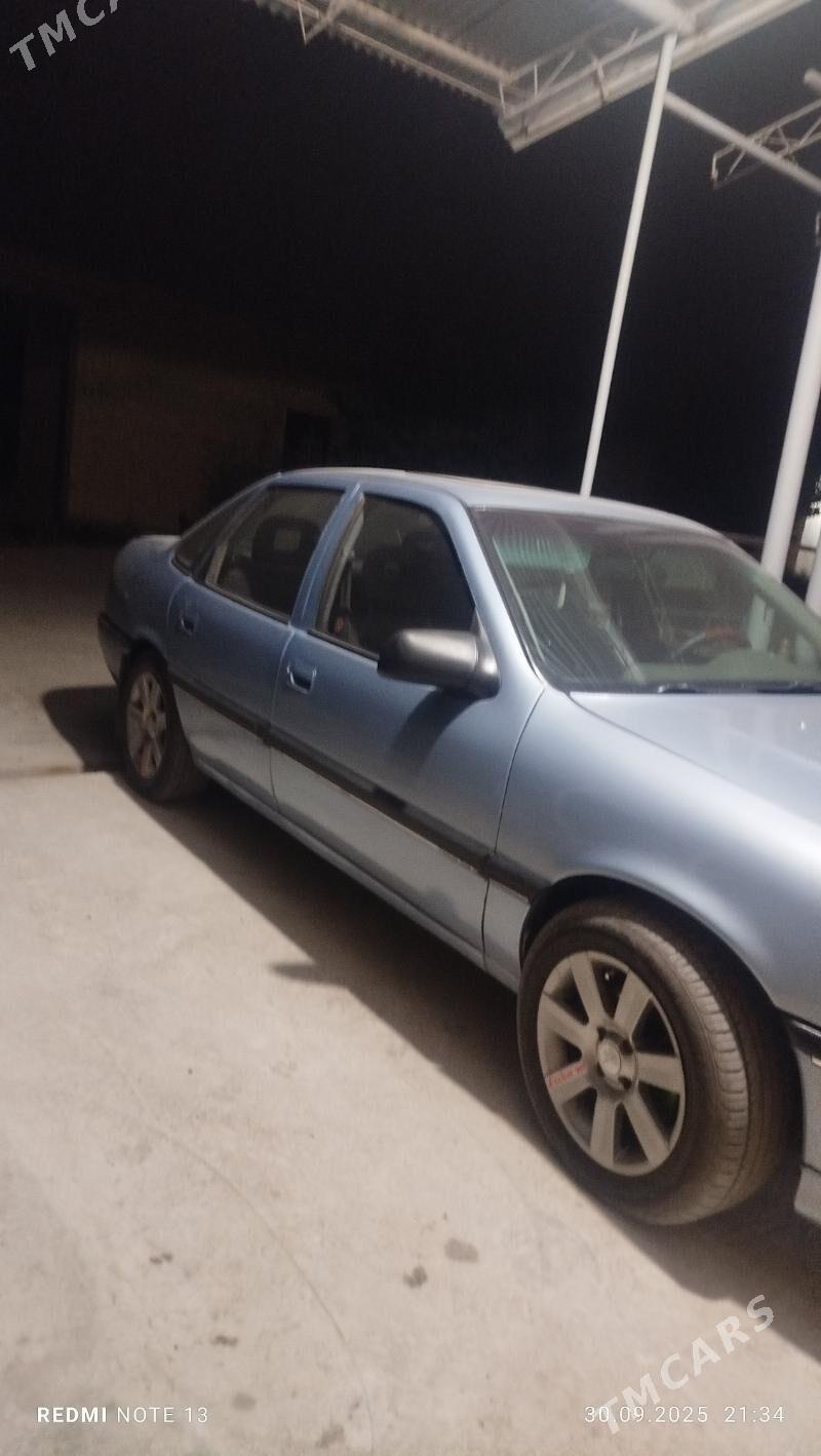 Opel Vectra 1990 - 55 000 TMT - Чарджоу - img 3