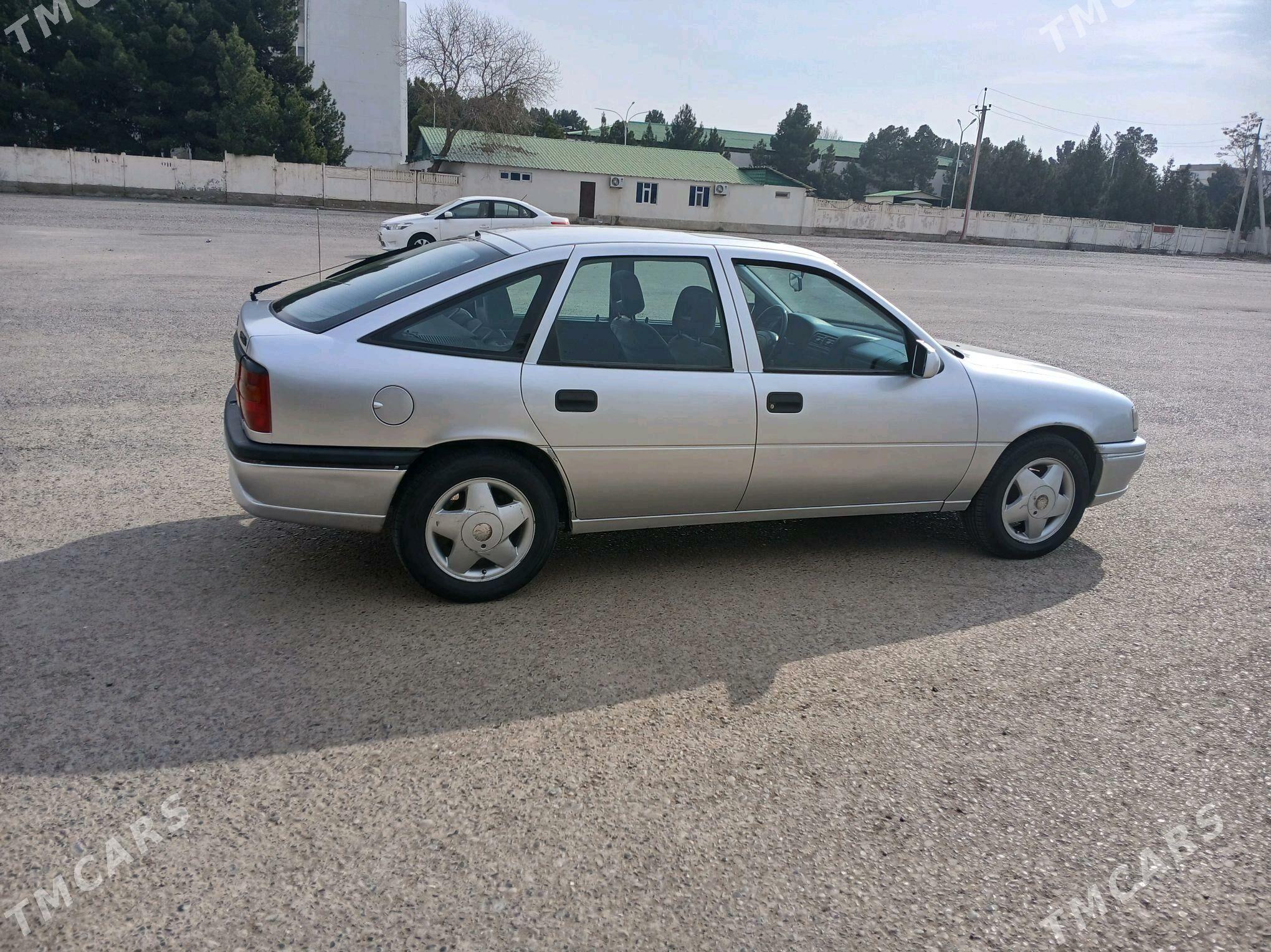 Opel Vectra 1994 - 55 000 TMT - Ашхабад - img 4