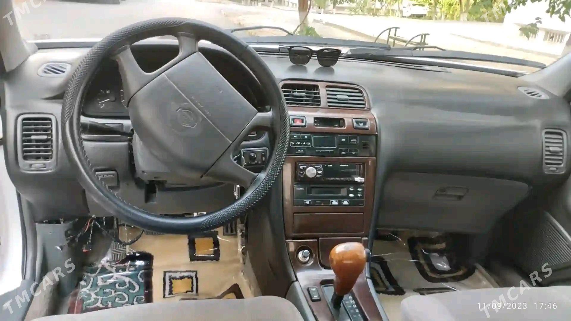 Nissan Maxima 1995 - 45 000 TMT - Sarahs - img 6
