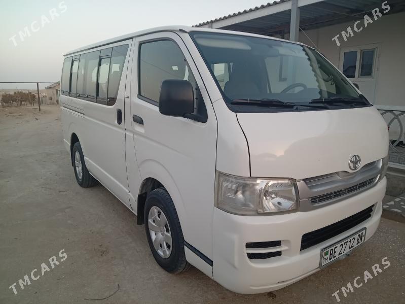 Toyota Hiace 2009 - 250 000 TMT - Balkanabat - img 5