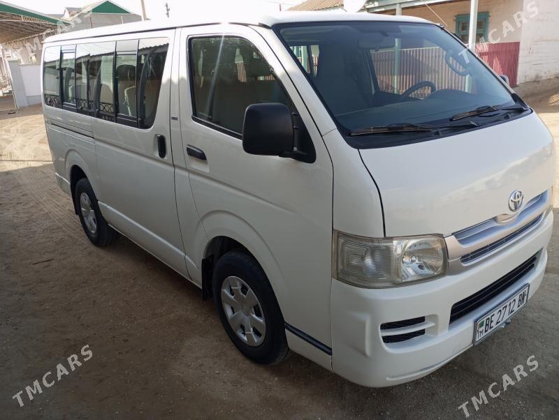 Toyota Hiace 2009 - 250 000 TMT - Balkanabat - img 4