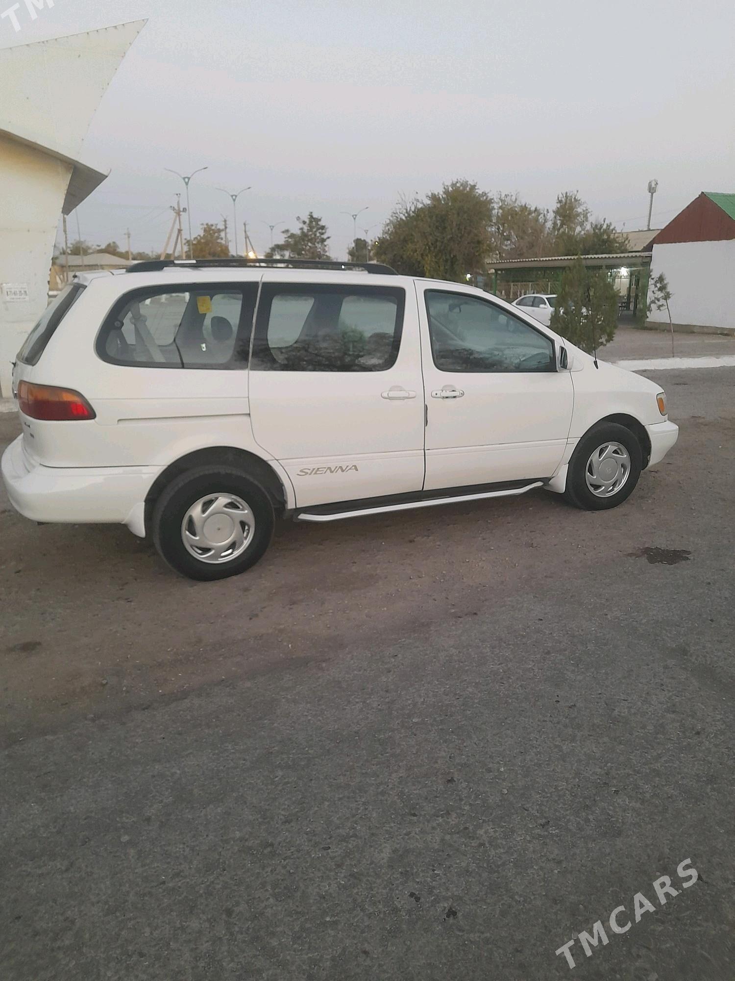 Toyota Sienna 1998 - 150 000 TMT - Sarahs - img 5