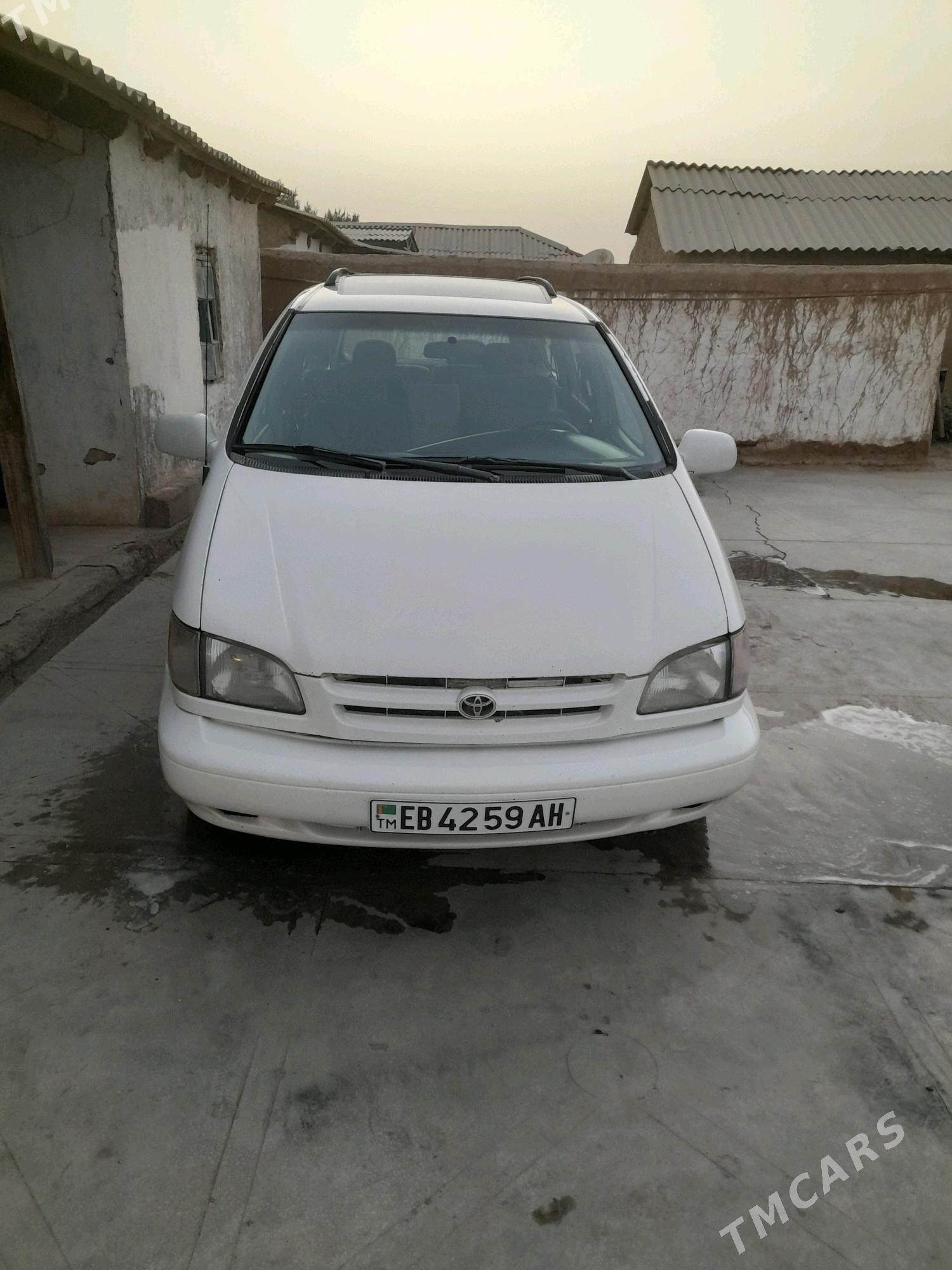 Toyota Sienna 1998 - 150 000 TMT - Sarahs - img 4